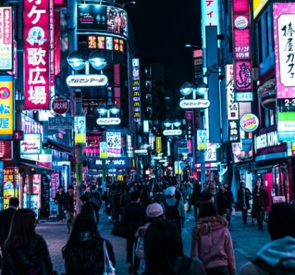 Kehidupan Malam di Jepang