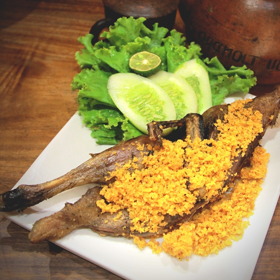 bebek-kremes-renyah-nikmatnya-yang-menggugah 