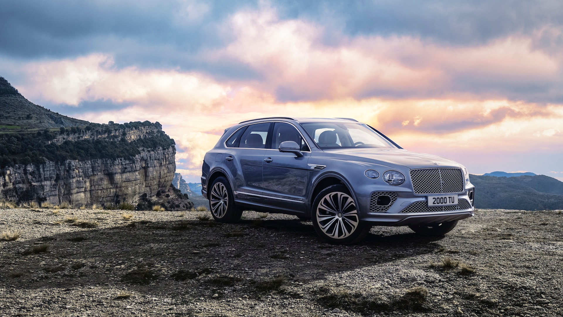 Desain Eksterior Bentley Bentayga