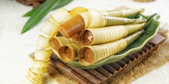 clorot-kue-tradisional-yang-memikat