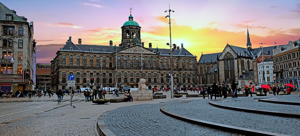 keindahan Dam Square