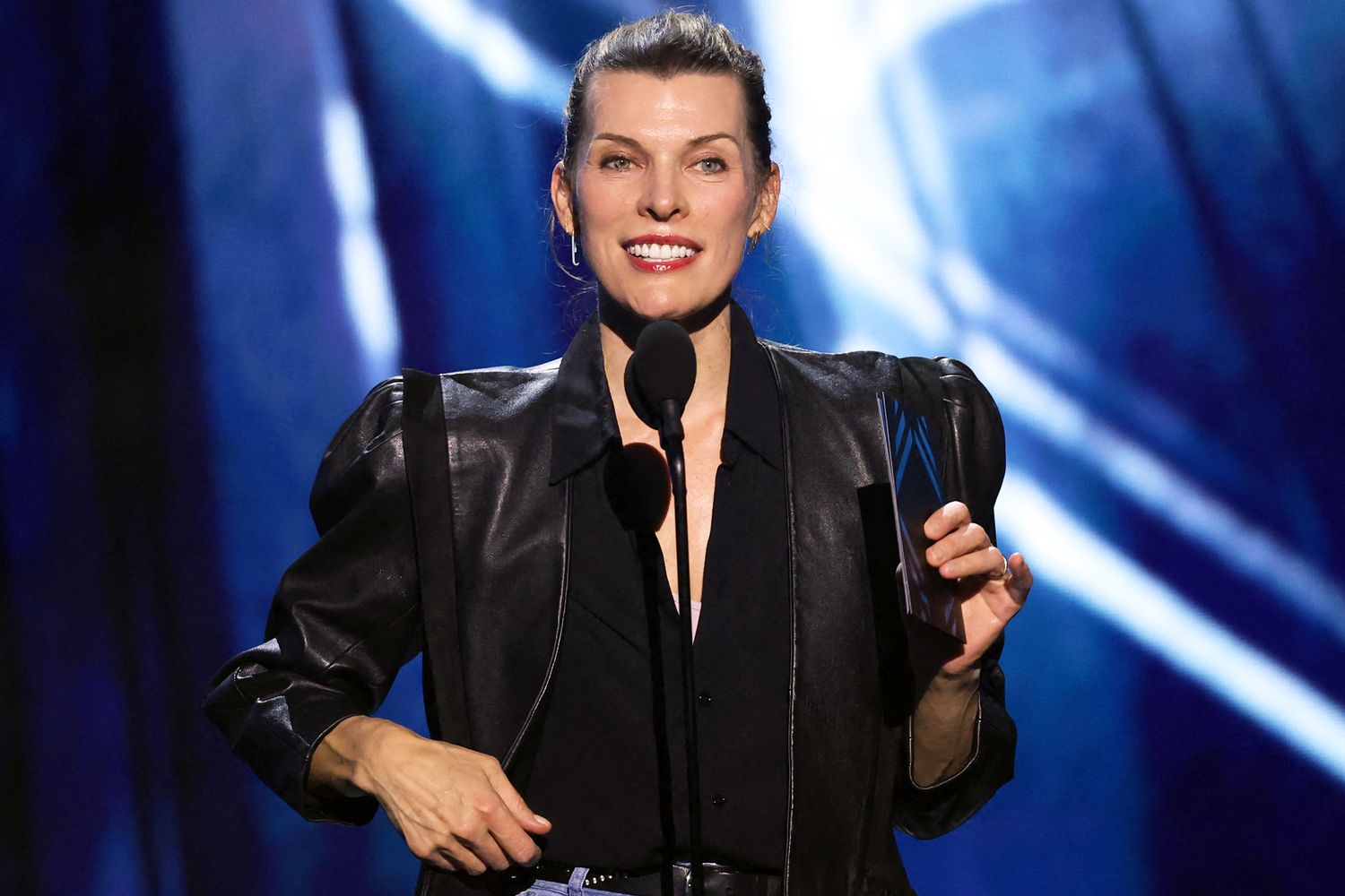 Awal Karier Milla Jovovich di Dunia Hiburan