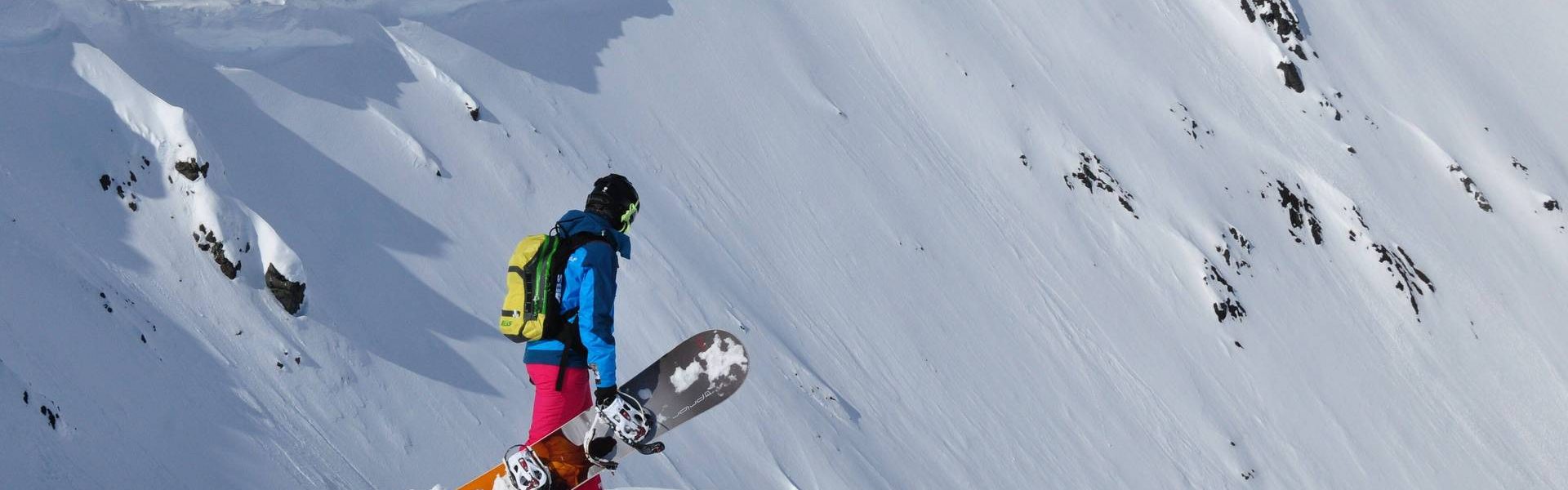 Snowboarding sport