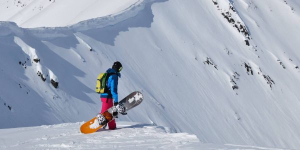 Snowboarding sport